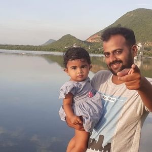 Meet your Posher, Tincy